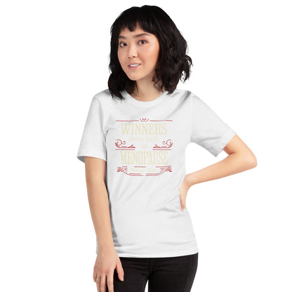 Meno-up Store T-SHIRT Winners never quit and menopause never wins - T-shirt